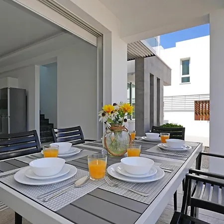 Βίλα Carmen Πρωταράς