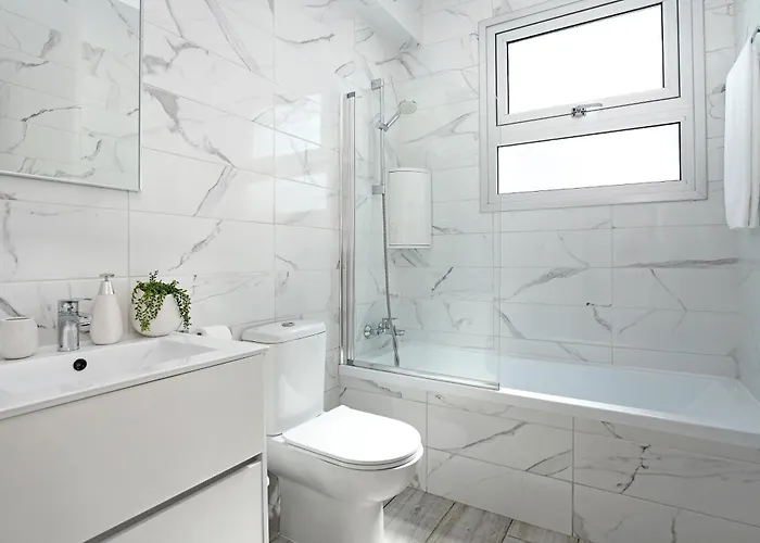 Carmen Villa Protaras